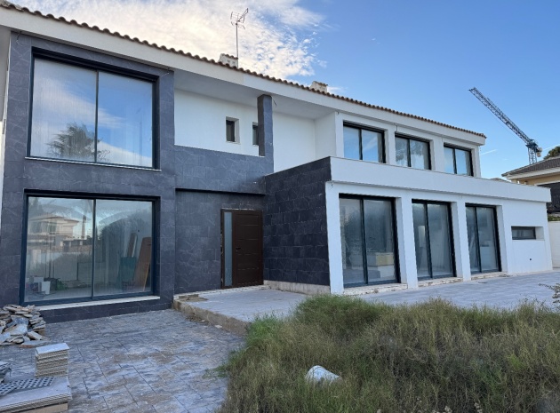 Återförsäljning - Villa - Torrevieja - La Veleta