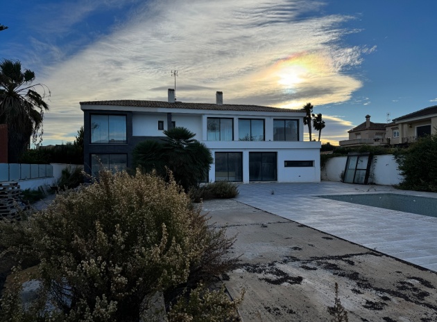 Återförsäljning - Villa - Torrevieja - La Veleta