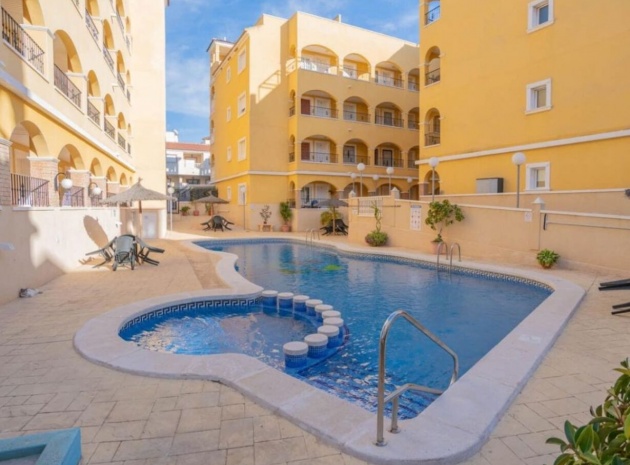 Resale - Apartment - Algorfa