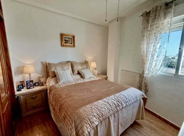 Resale - Apartment - Playa Flamenca - la mirada