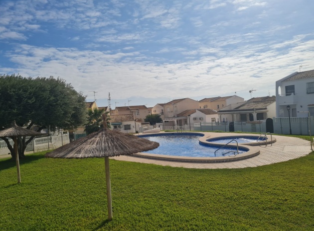 Resale - Townhouse - La Florida  - La Florida