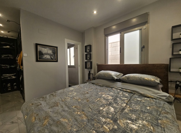 Resale - Villa - Villamartin - PAU 26
