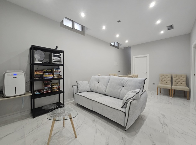 Resale - Villa - Villamartin - PAU 26