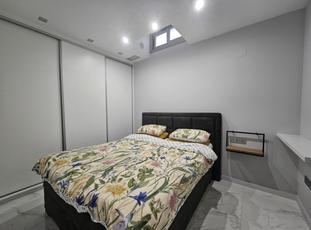 Resale - Villa - Villamartin - PAU 26