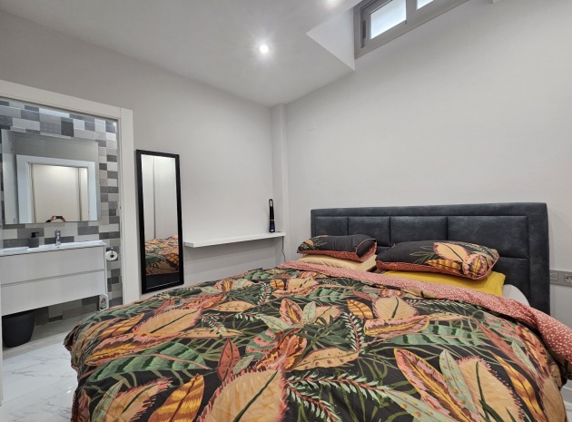 Resale - Villa - Villamartin - PAU 26