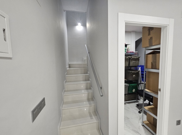 Resale - Villa - Villamartin - PAU 26