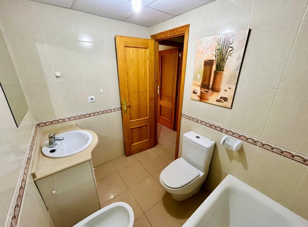 Wiederverkauf - Wohnung - Guardamar del Segura