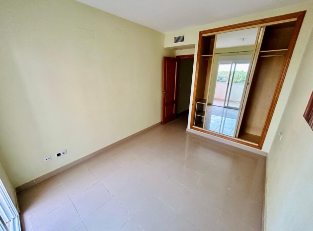 Wiederverkauf - Wohnung - Guardamar del Segura