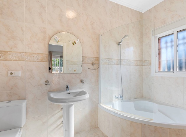 Wiederverkauf - Villa - Ciudad Quesada - Dona Pepa