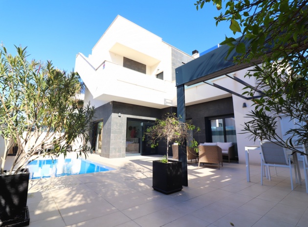 Resale - Villa - Benijofar - Benijofar - Village