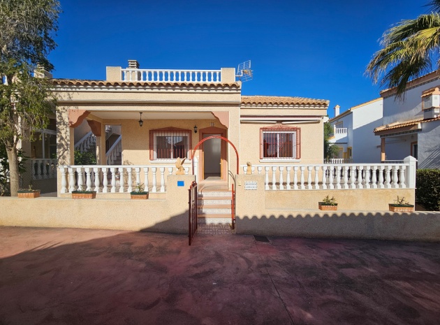 Resale - Villa - Algorfa - Montemar