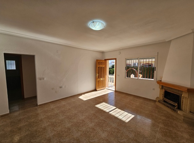 Resale - Villa - Algorfa - Montemar