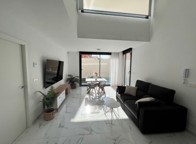 Resale - Villa - Los Montesinos - La Herrada