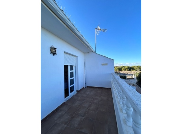 Resale - Townhouse - Torremendo - torremendo