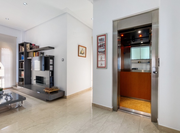 Resale - Villa - Orihuela - orihuela