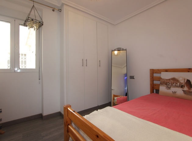 Resale - Apartment - Guardamar del Segura - beachside