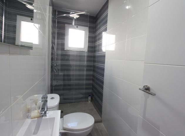 Resale - Apartment - Guardamar del Segura - beachside