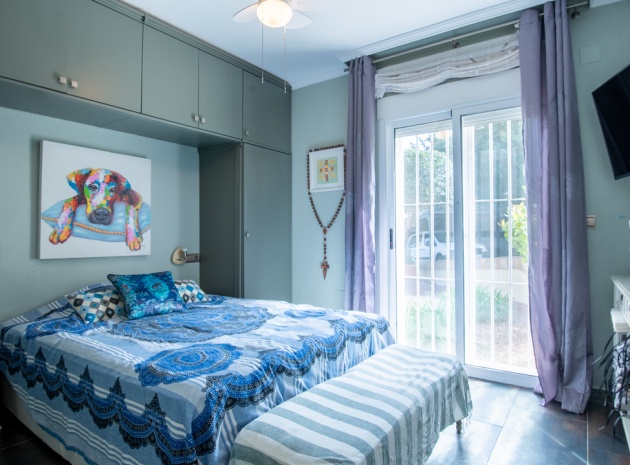 Resale - Villa - Algorfa