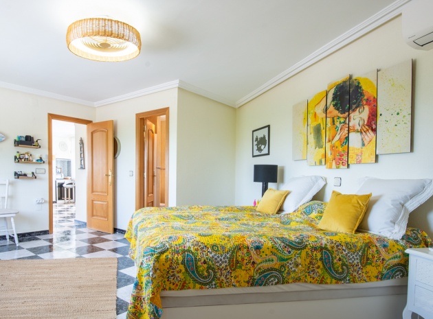 Resale - Villa - Algorfa