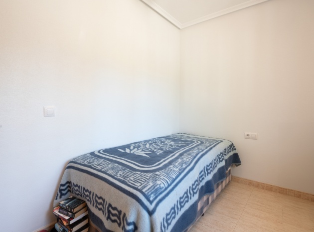 Resale - Villa - Algorfa