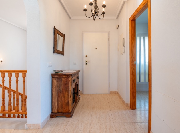 Resale - Villa - Algorfa