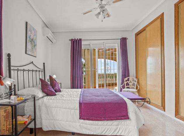 Resale - Villa - Algorfa