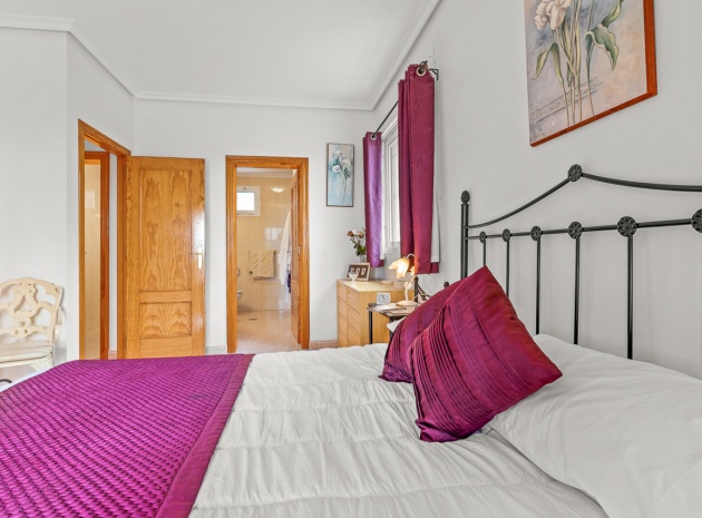 Resale - Villa - Algorfa