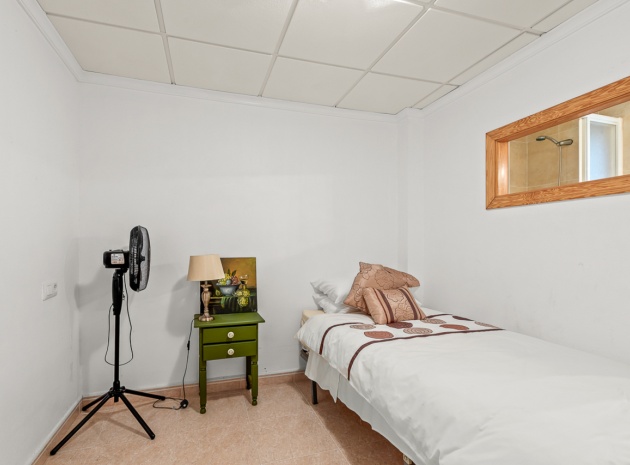 Resale - Villa - Algorfa