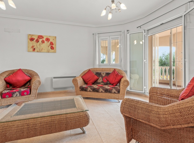 Resale - Villa - Algorfa