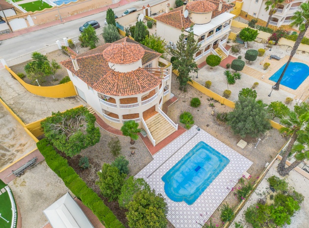 Resale - Villa - Algorfa