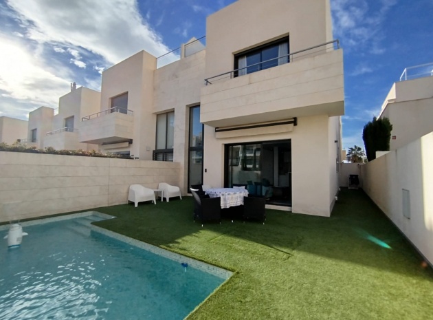 Resale - Townhouse - Villamartin - Los Dolses