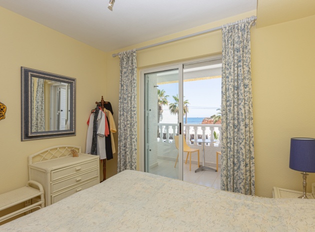 Resale - Townhouse - Cabo Roig - Beachside