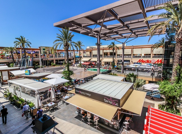 Resale - Townhouse - Cabo Roig - Beachside