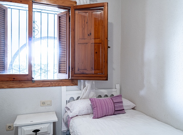 Resale - Villa - La Zenia - beachside