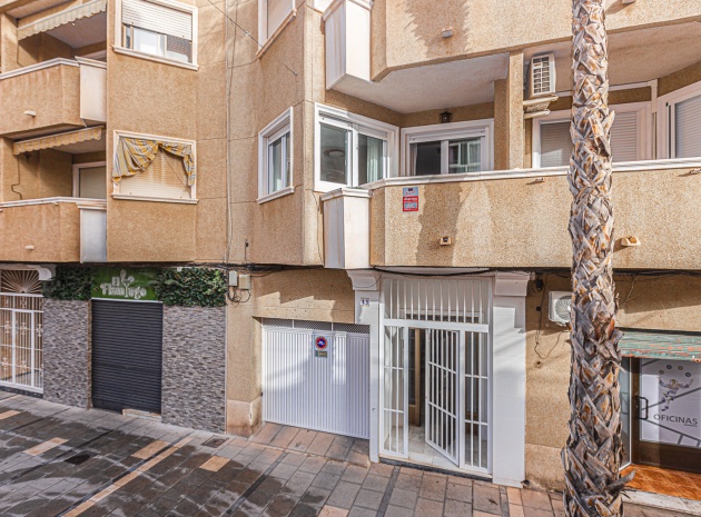 Återförsäljning - Lägenhet - Torrevieja