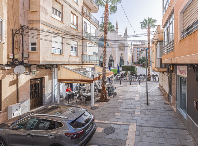 Återförsäljning - Lägenhet - Torrevieja