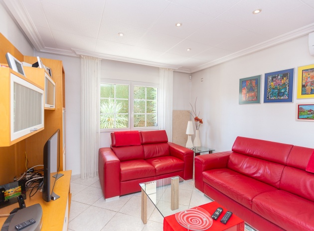 Resale - Villa - Villamartin - las filipinas