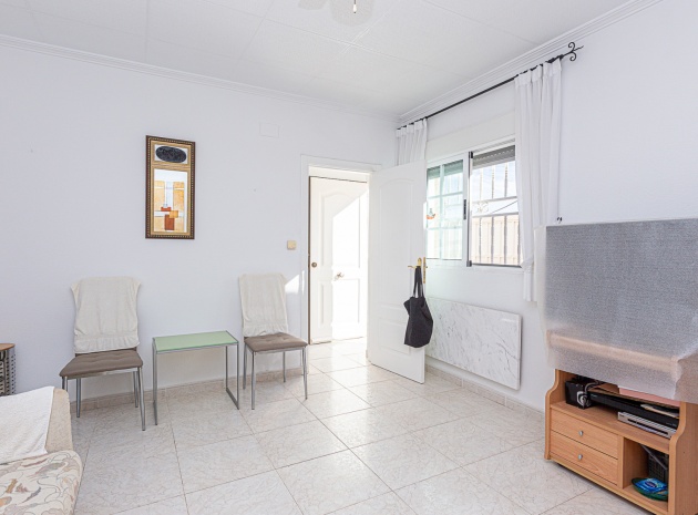 Resale - Villa - Villamartin - las filipinas