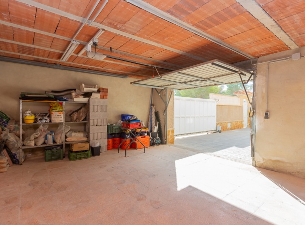 Resale - Villa - Villamartin - las filipinas