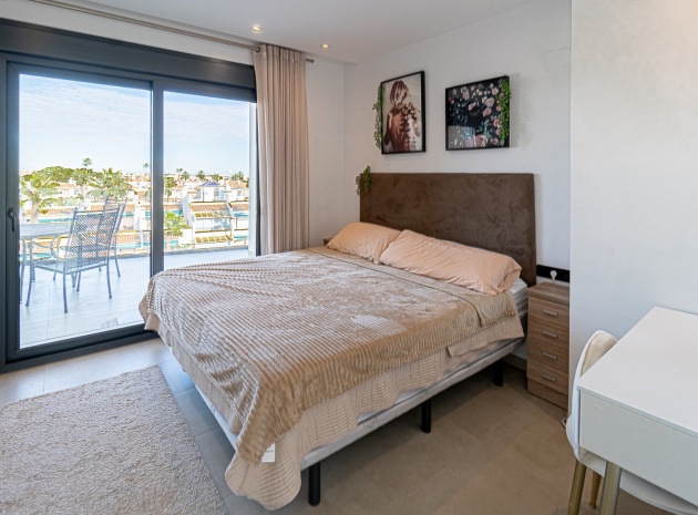 Resale - Apartment - Villamartin - Los Dolses