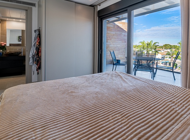 Resale - Apartment - Villamartin - Los Dolses