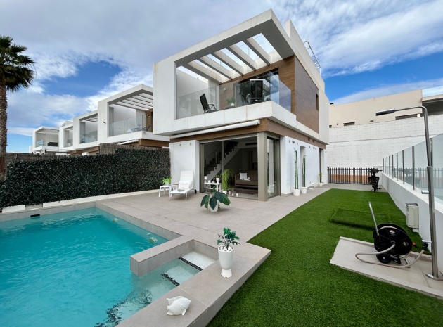 Revente - Villa - Villamartin