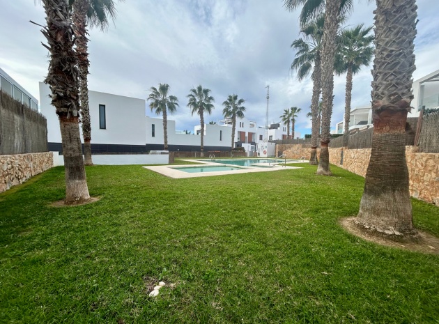 Revente - Villa - Villamartin