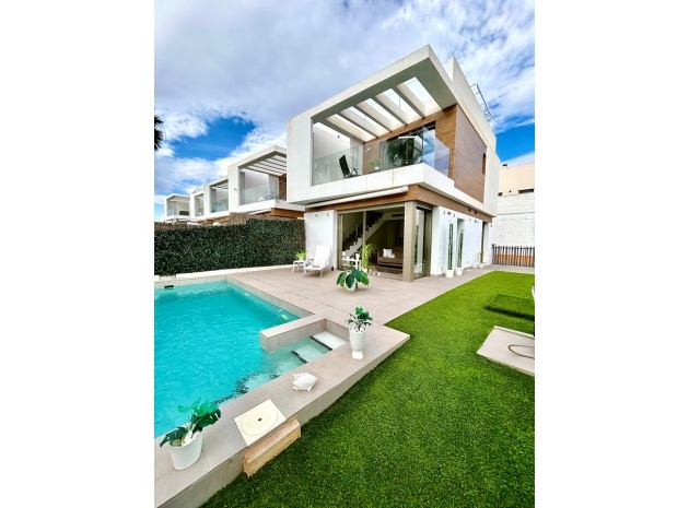 Revente - Villa - Villamartin