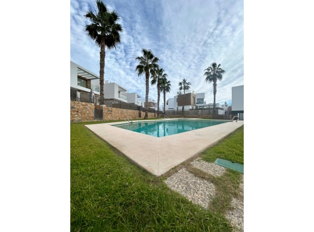 Revente - Villa - Villamartin