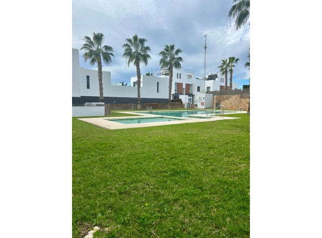 Revente - Villa - Villamartin