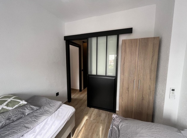 Revente - Appartement - Torrevieja - Beachside Torrevieja