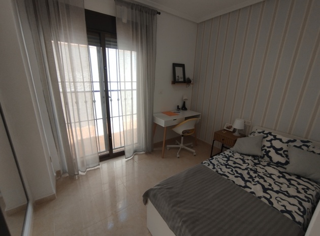 Resale - Townhouse - San Miguel de Salinas - Res. Los Alcores