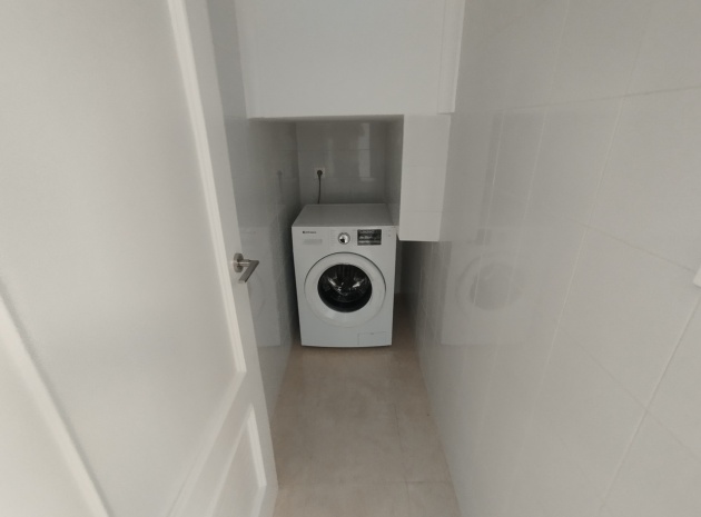 Resale - Townhouse - San Miguel de Salinas - Res. Los Alcores