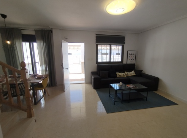 Resale - Townhouse - San Miguel de Salinas - Res. Los Alcores